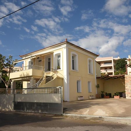 Blue Flag Award Winning Ormos Lo Beach: Home 1 Vrontados Exterior photo