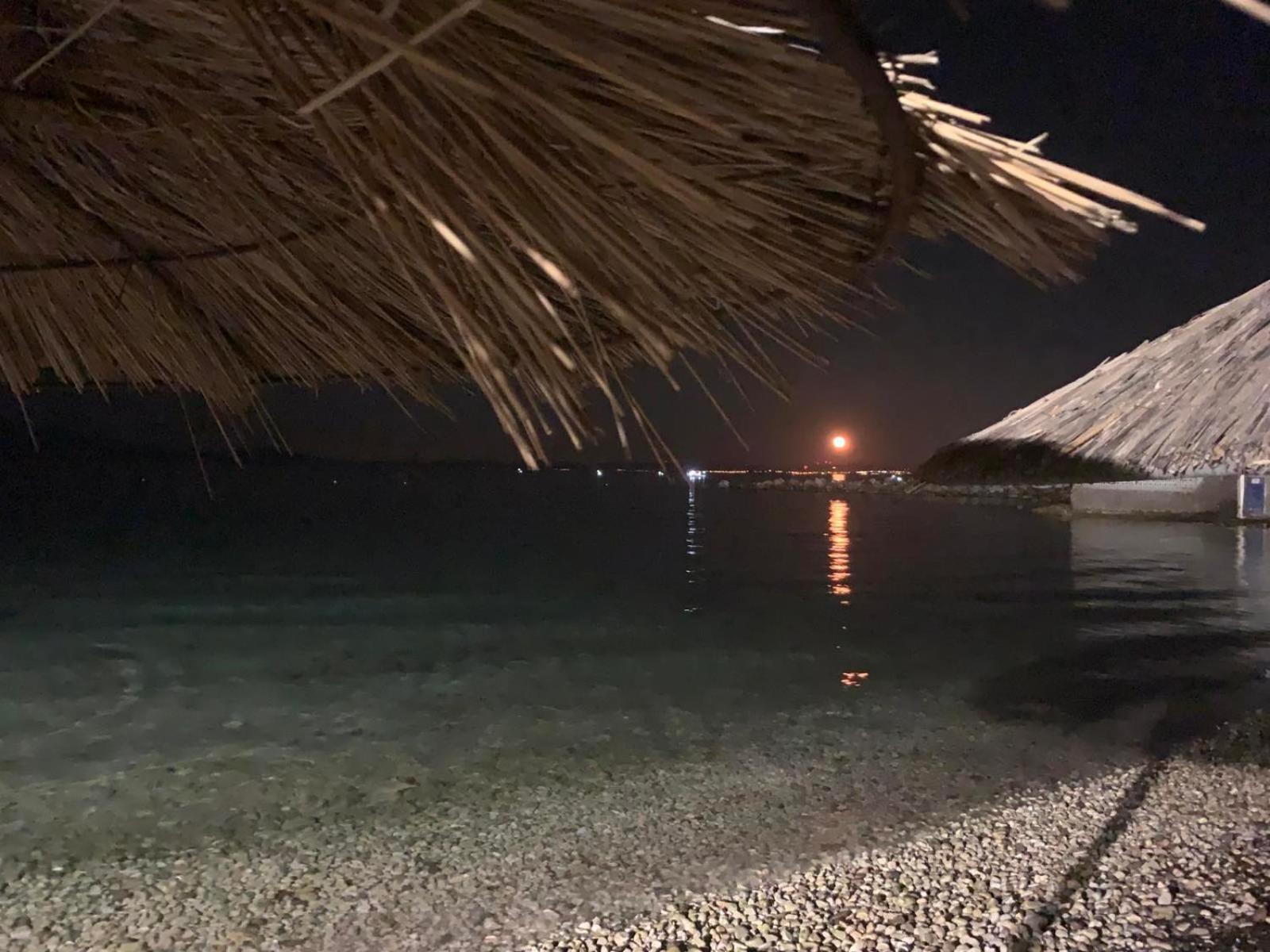 Blue Flag Award Winning Ormos Lo Beach: Home 1 Vrontados Exterior photo